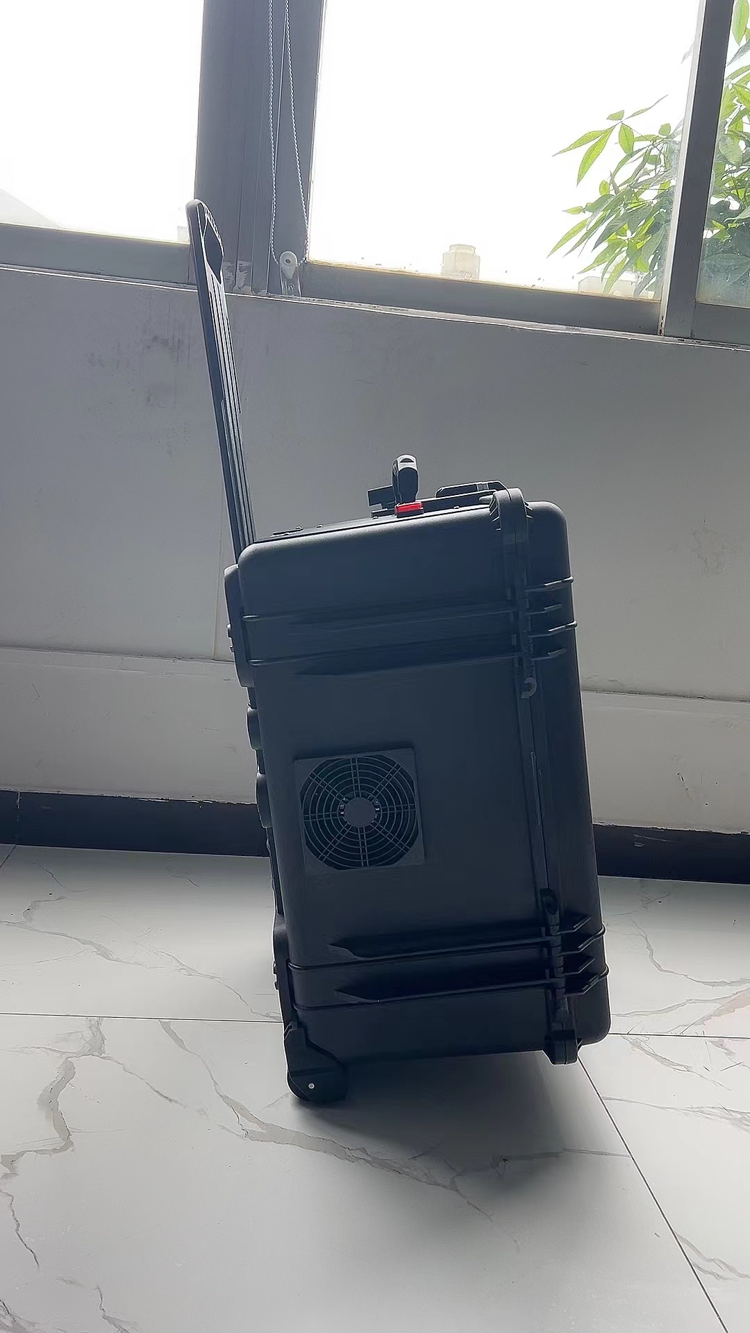 忻府手拉箱型移动通信干扰器